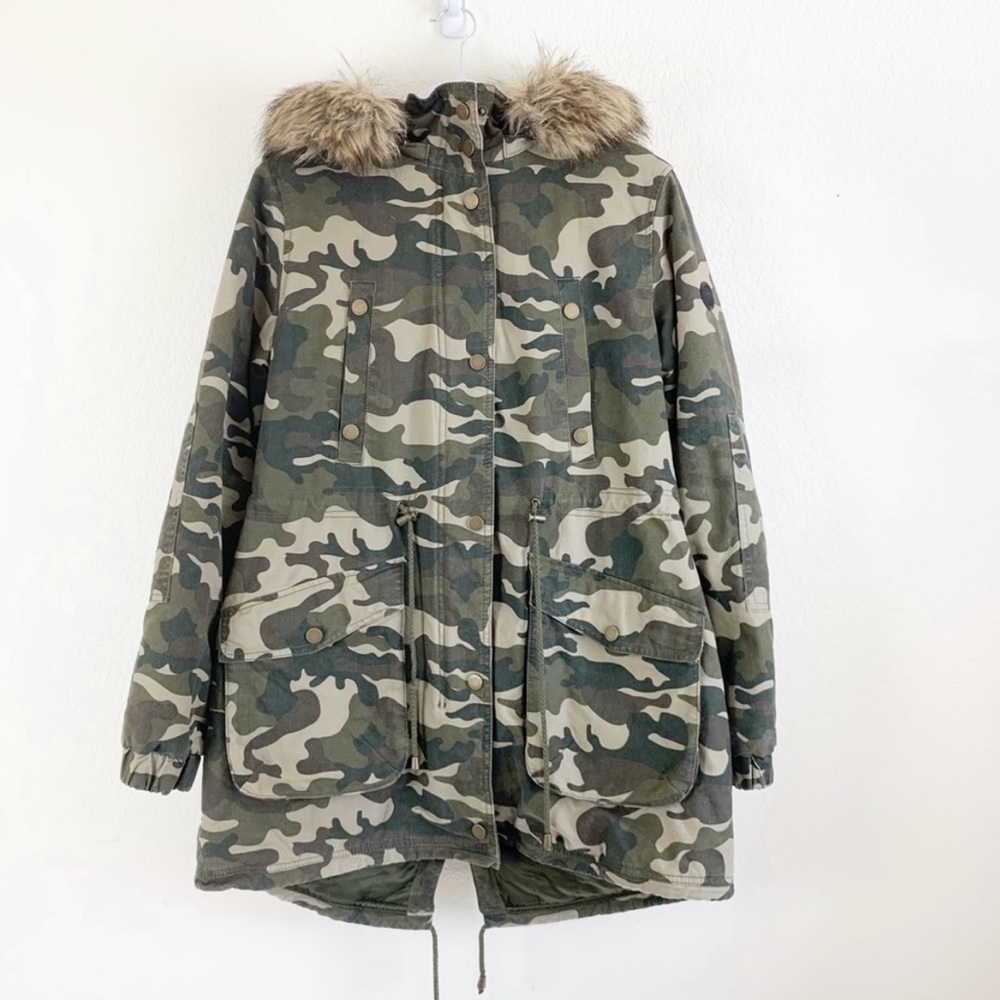 Lucky Brand | Camo Faux Fur Trim Anorak Jacket